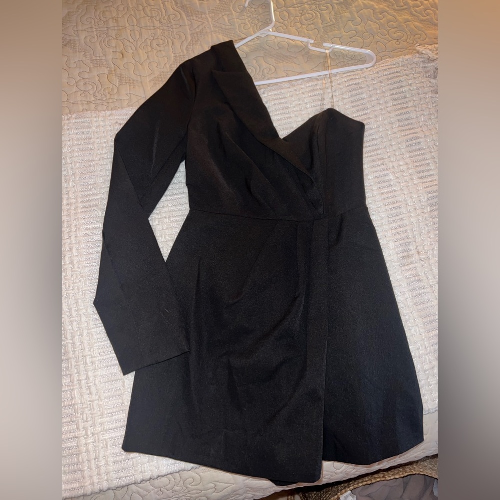 Do+Be Black One Shoulder Romper - image 1